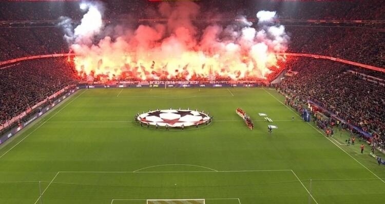 拜仁强硬回应球迷焰火事件：决定关闭整个南看台，死忠球迷组织发布公开信强烈抗议